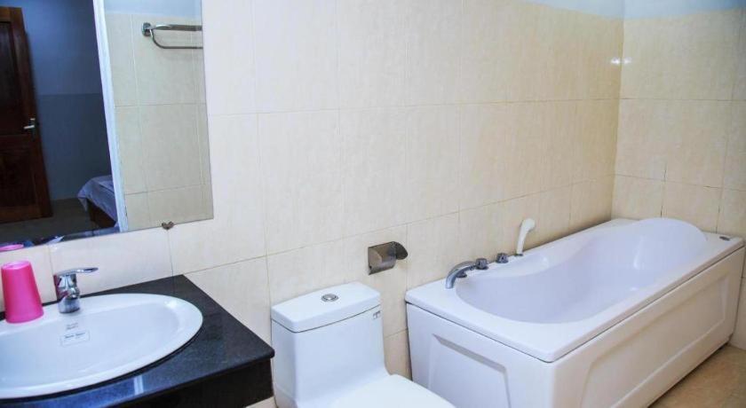 Thien Nga Family Hotel Нячанг Экстерьер фото